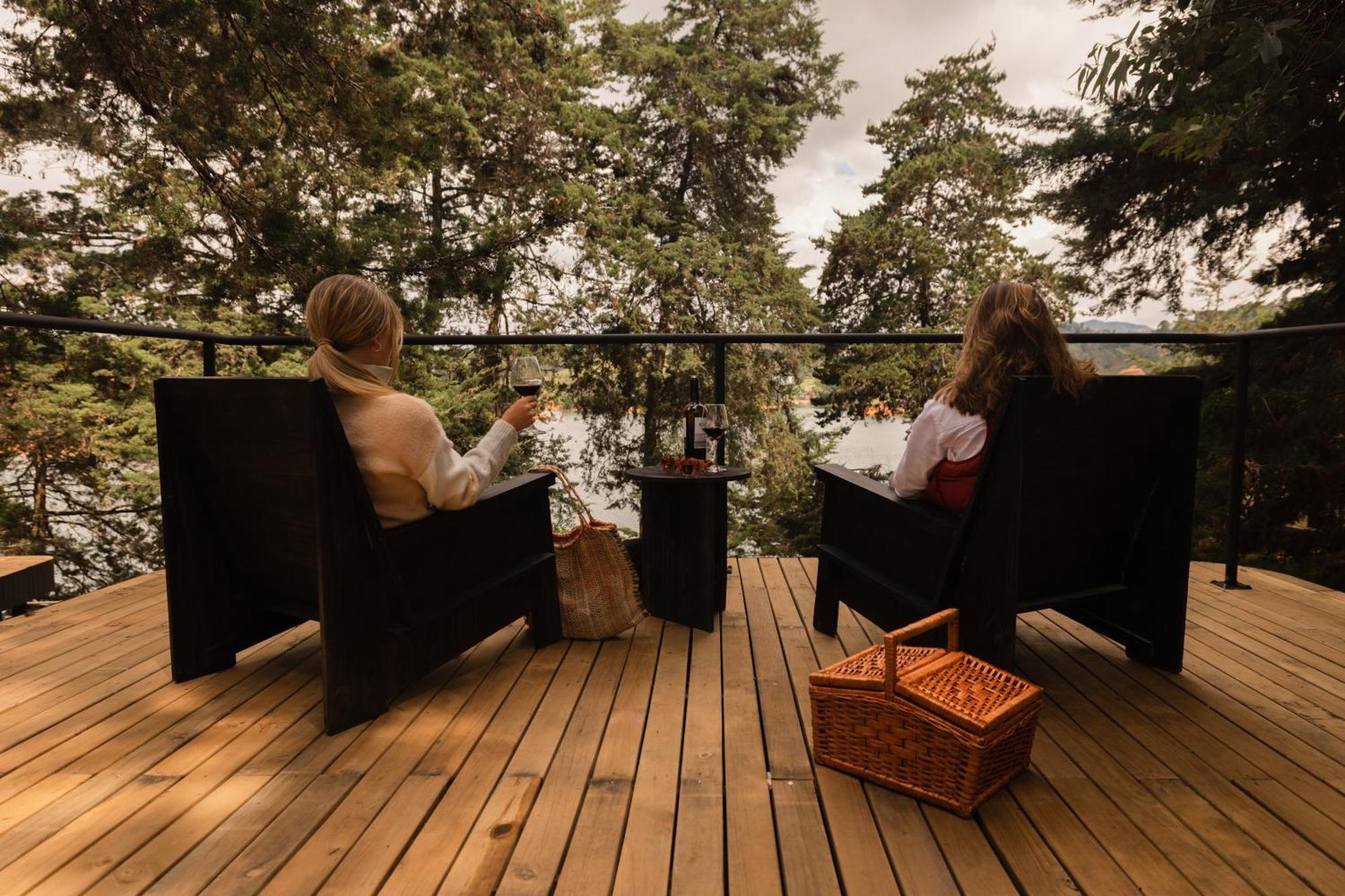 Porto Marina Hotel Guatape Luaran gambar