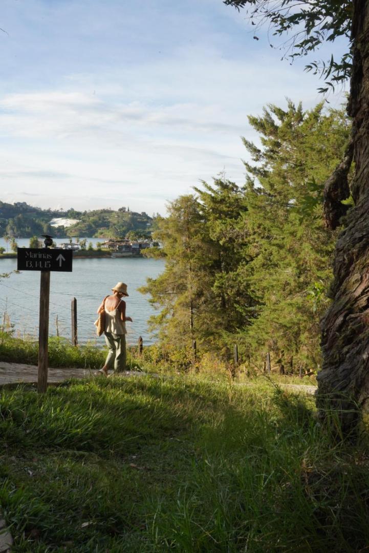 Porto Marina Hotel Guatape Luaran gambar